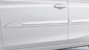FRISO DE PORTAS BRANCO NEW CITY SEDAN
